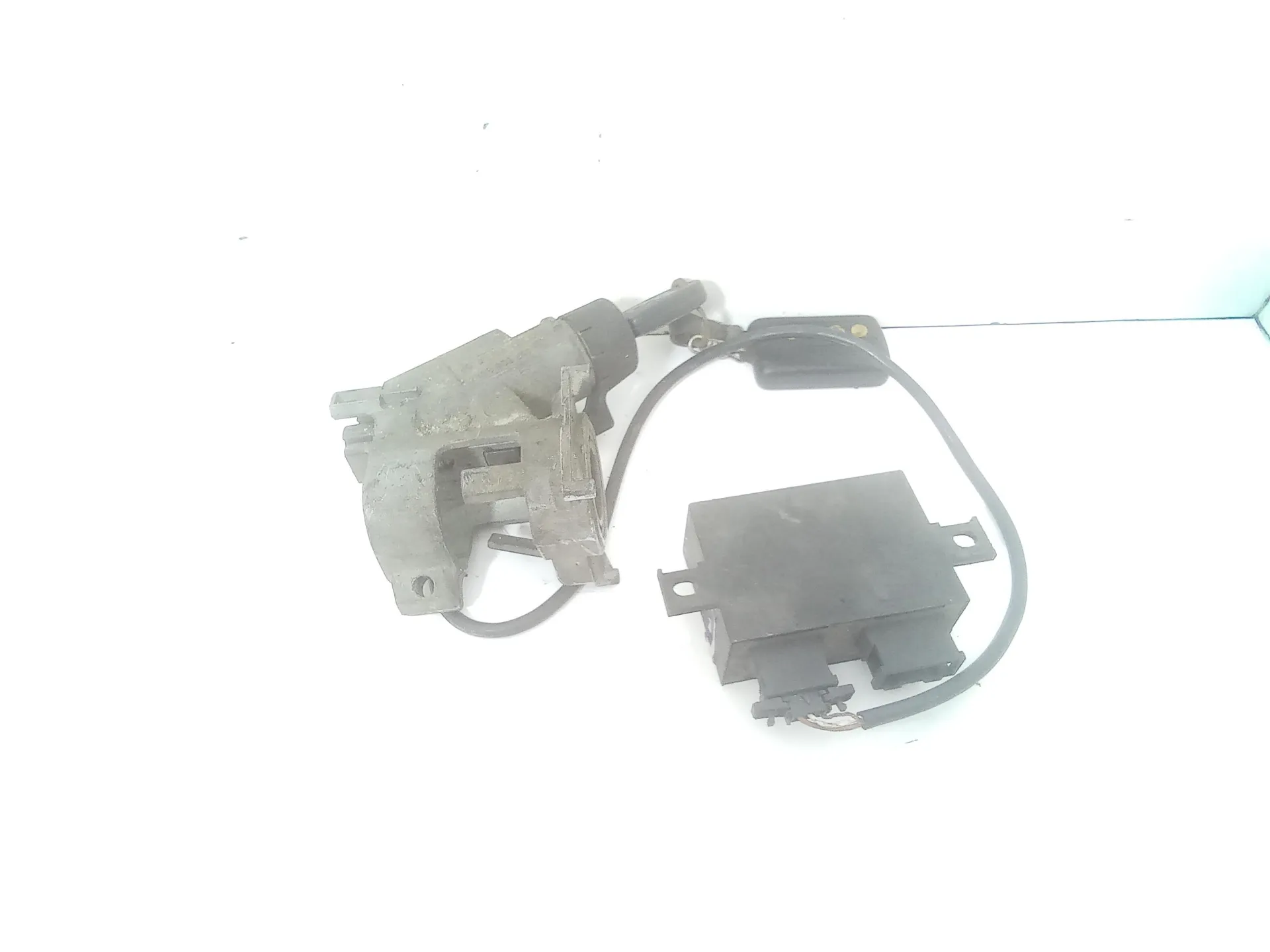 KIT CENTRALINA MOTORE con codice 0281001689 da VOLKSWAGEN Polo 3° Serie Diesel 1900 (94>01)