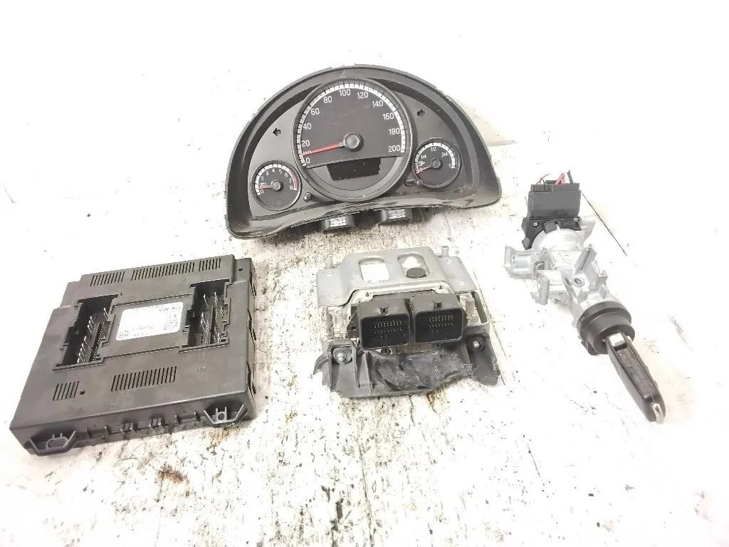 KIT CENTRALINA MOTORE con codice 04C907309N 1S0937086D da VOLKSWAGEN Up 1° Serie CHYA benzina 999 (11>)