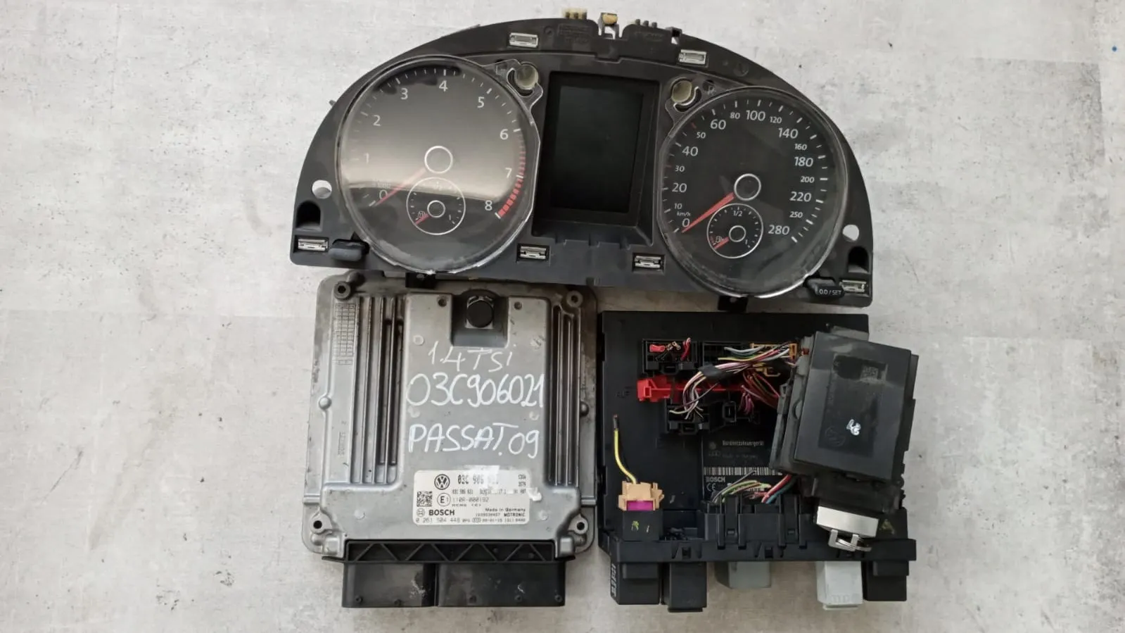 Kit centralina motore VW Passat 1.4 TSI del 2009 CODICE RICAMBIO : 03C906021