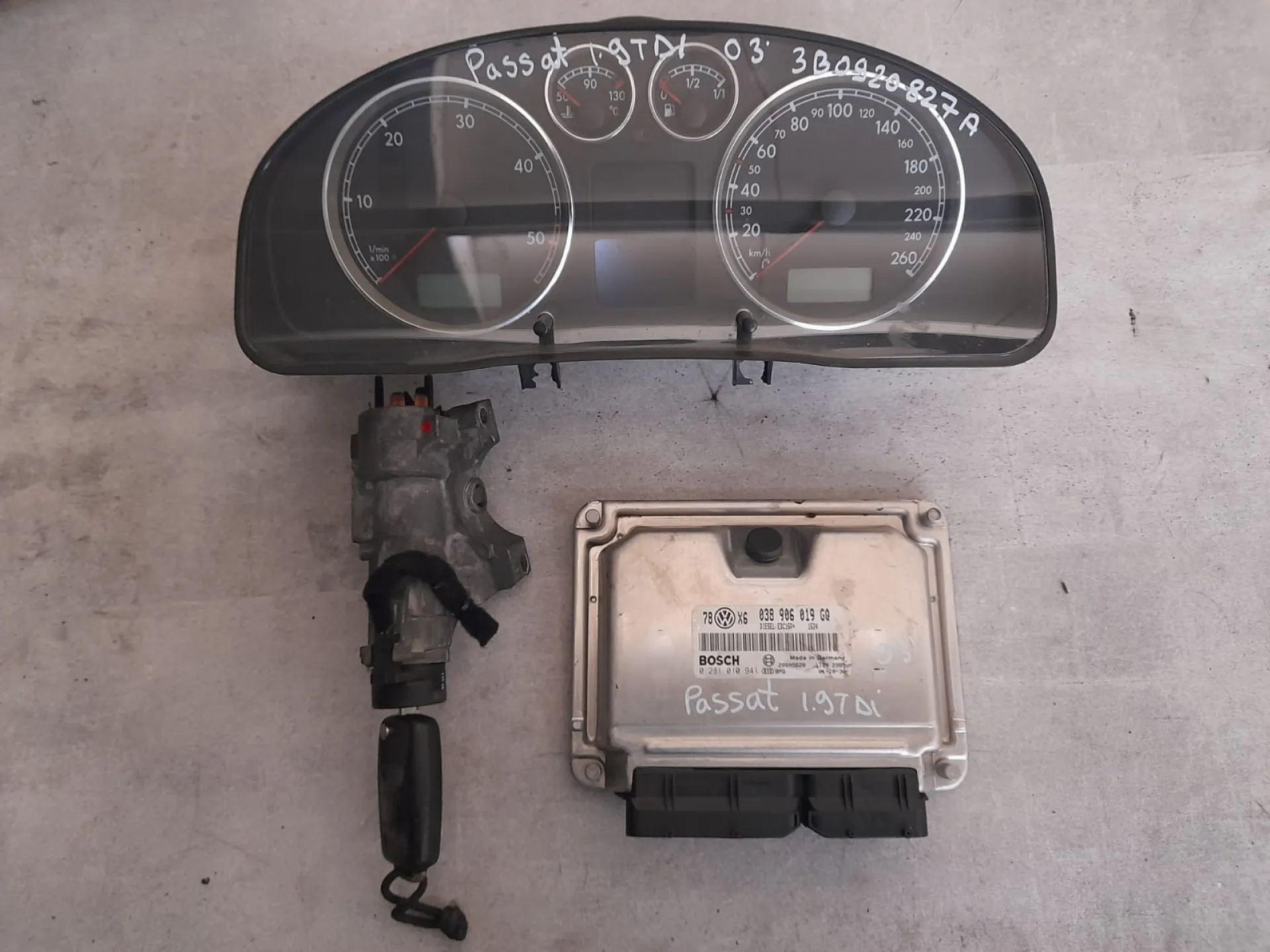 Kit centralina motore VW Passat 1.9 D del 2002 CODICE RICAMBIO : 038905019GQ