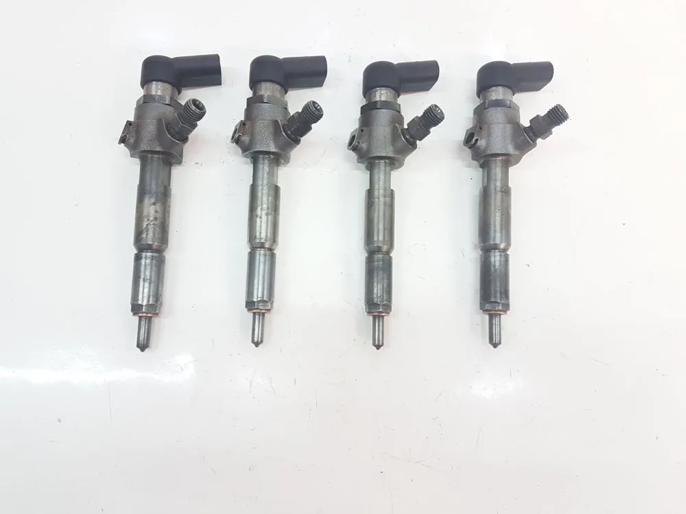 KIT INIETTORI con codice 4M5Q9F593AD da FORD Focus Berlina 3° Serie KKDA Diesel 1800 (04>08)