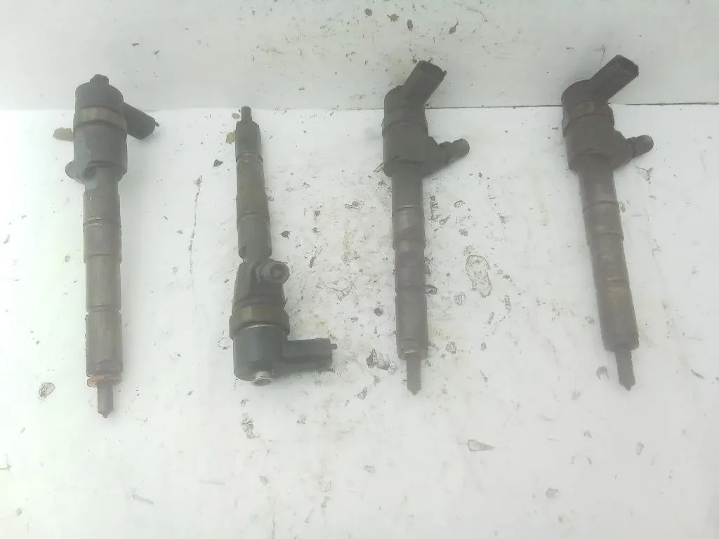 KIT INIETTORI con codice 0445110159 da OPEL Zafira B Z19DTH diesel 1910 (05>08)
