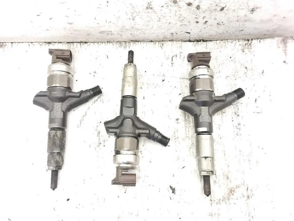 KIT INIETTORI con codice 16613AA020 da SUBARU Impreza 4° Serie EE20 diesel 1998 (07>14)