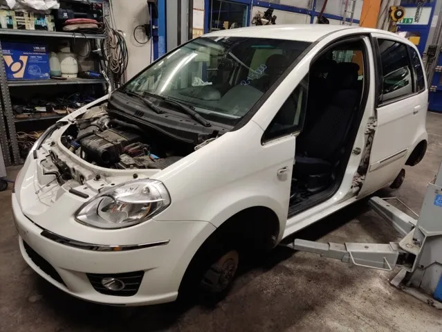 Quadro strum LANCIA MUSA 1368cc benz 2009
