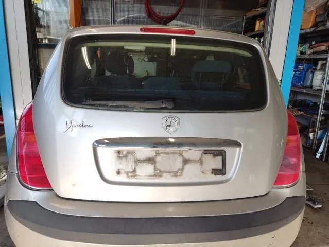 FANALE POST SX EST LANCIA YPSILON 03>06