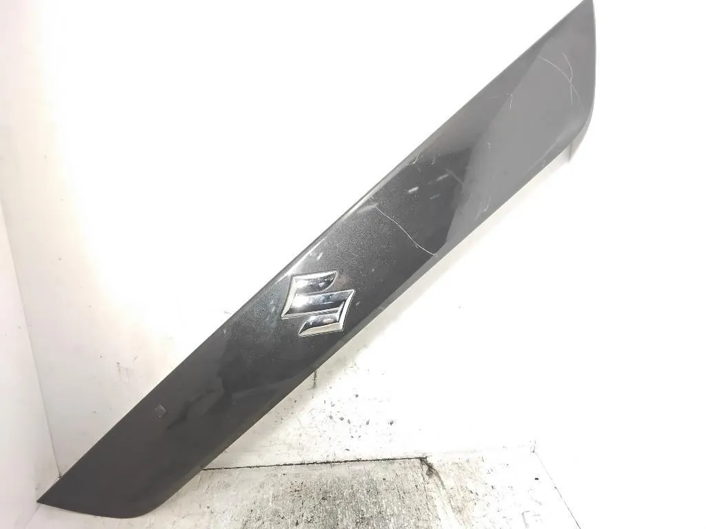 MANIGLIA APERTURA COFANO POSTERIORE con codice 83941-61M3 da SUZUKI SX4 Serie S-Cross (13>)