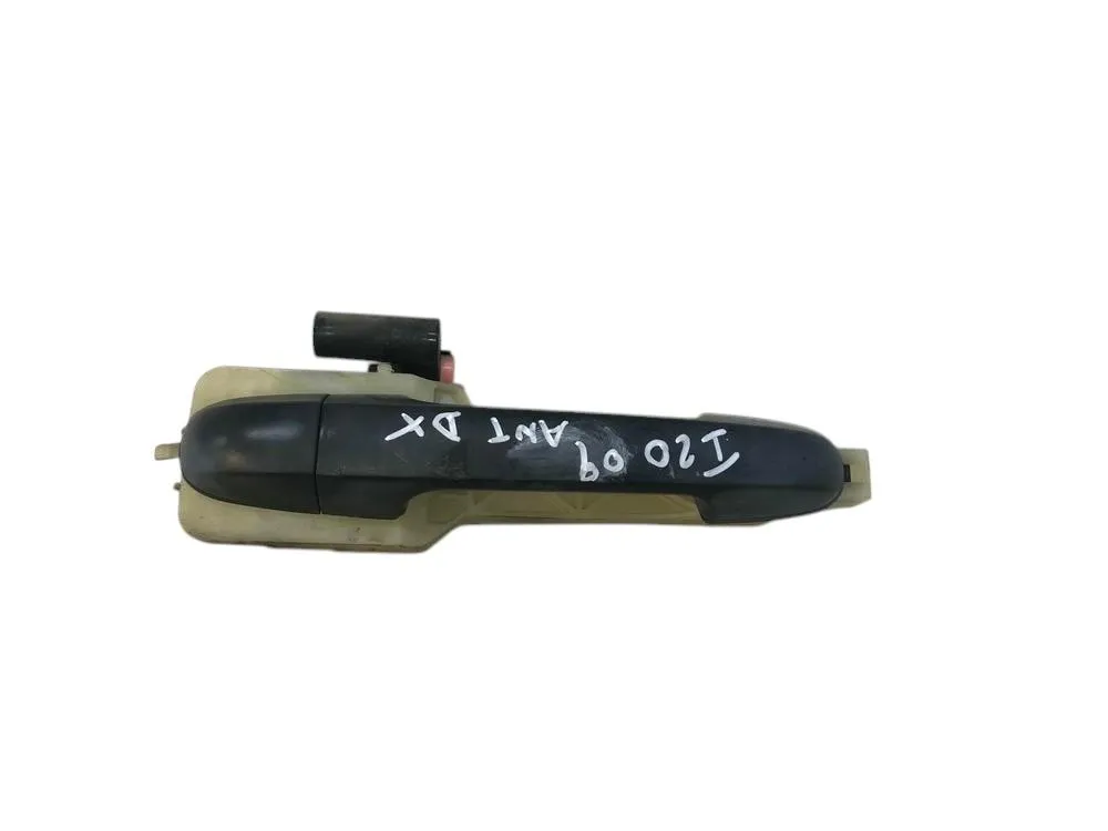 MANIGLIA ESTERNA ANTERIORE DESTRA HYUNDAI i20 1° Serie 826511J000CA (08>14)