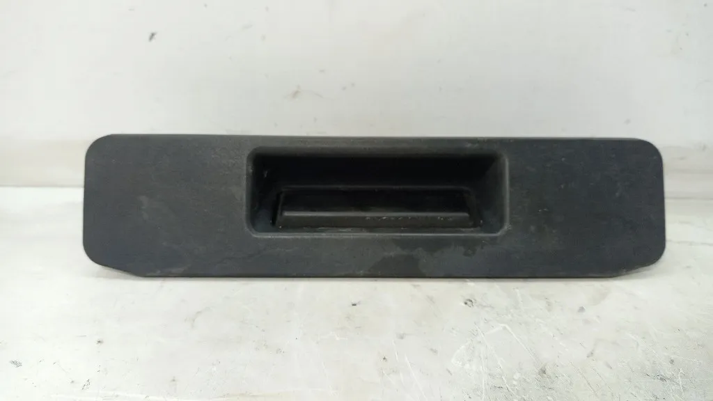 MANIGLIA PORTELLONE POSTERIORE MERCEDES Classe A W176 Serie AMG A1667500493 651901 (13>)