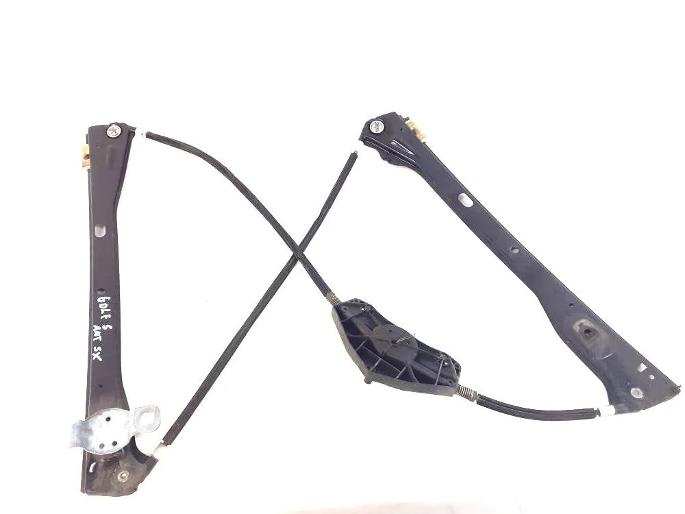 MECCANISMO ALZAVETRO ANT. SX con codice 1K3837461B da VOLKSWAGEN Golf 5 Berlina (03>08) 2000 Diesel 103 (2004)