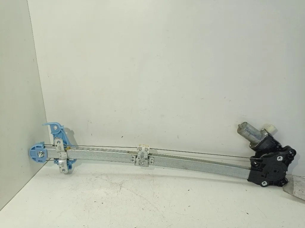 MECCANISMO ALZAVETRO ANT. DX SUZUKI Swift Serie (AZ) 8340152R01000 K12D (17>)