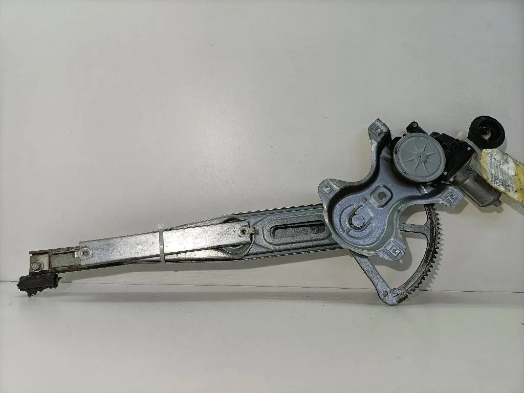 MECCANISMO ALZAVETRO ANT. DX TOYOTA Yaris Serie 698100D131 1KRFE (05>08)