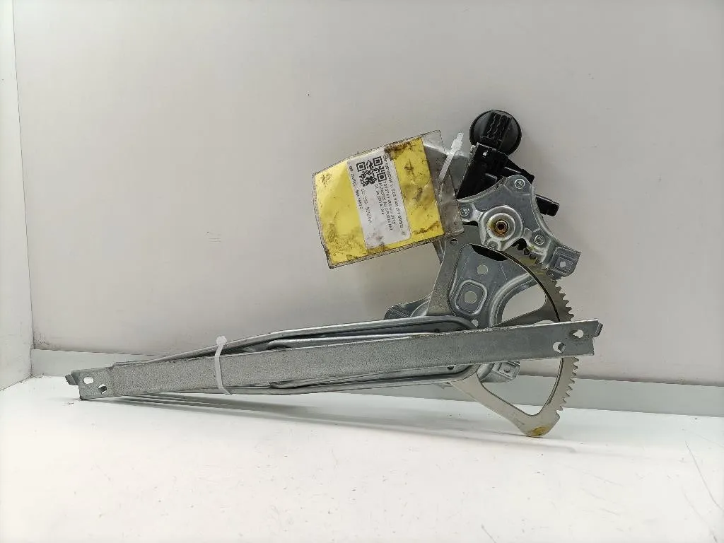 MECCANISMO ALZAVETRO ANT. DX TOYOTA Yaris Serie 698100D300 1NRFE (11>13)