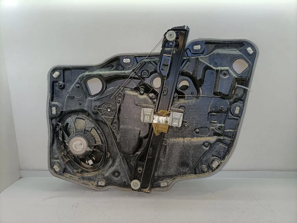 MECCANISMO ALZAVETRO ANT. SX con codice 52108569 da JEEP Renegade Serie (18>)