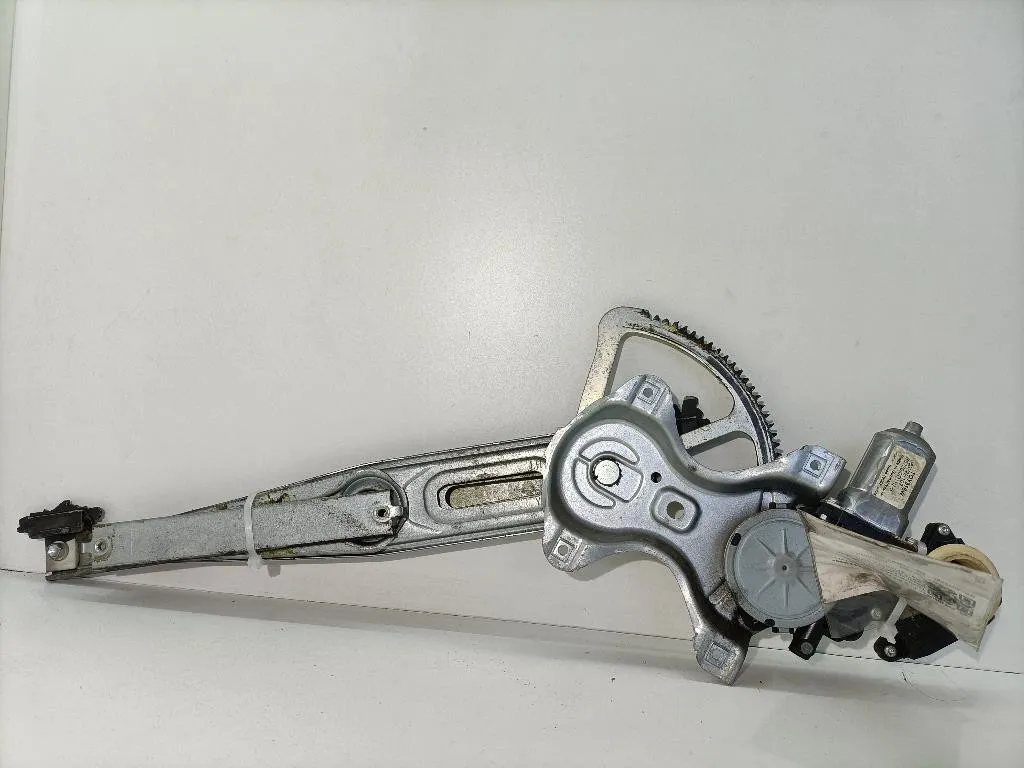 MECCANISMO ALZAVETRO ANT. SX TOYOTA Yaris Serie 698200D041 1KRFE (05>08)