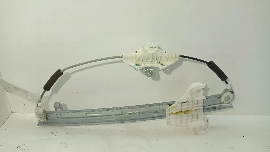 MECCANISMO ALZAVETRO POST. SX HYUNDAI i20 Serie 83401C7000 G4LA (12>18)