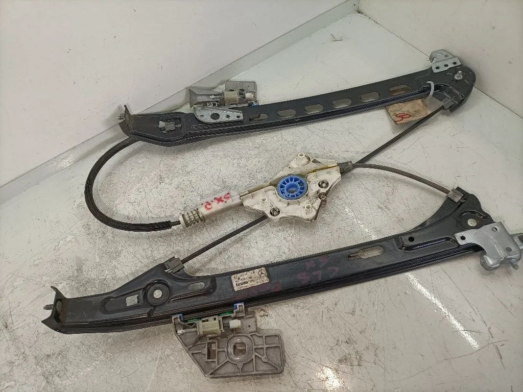 MECCANISMO ALZAVETRO POST. SX MERCEDES CLS W219 A2197300946 642920 (04>10)