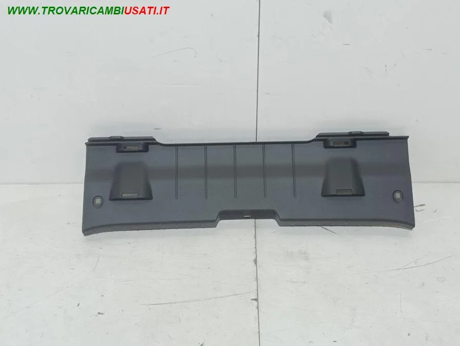 MODANATURA BATTIVALIGIA BAGAGLIAIO TOYOTA - YARIS - 2006 > 2009, TOYOTA - YARIS - 2009 > 2011 CODICE/I: OE 647160D020B0