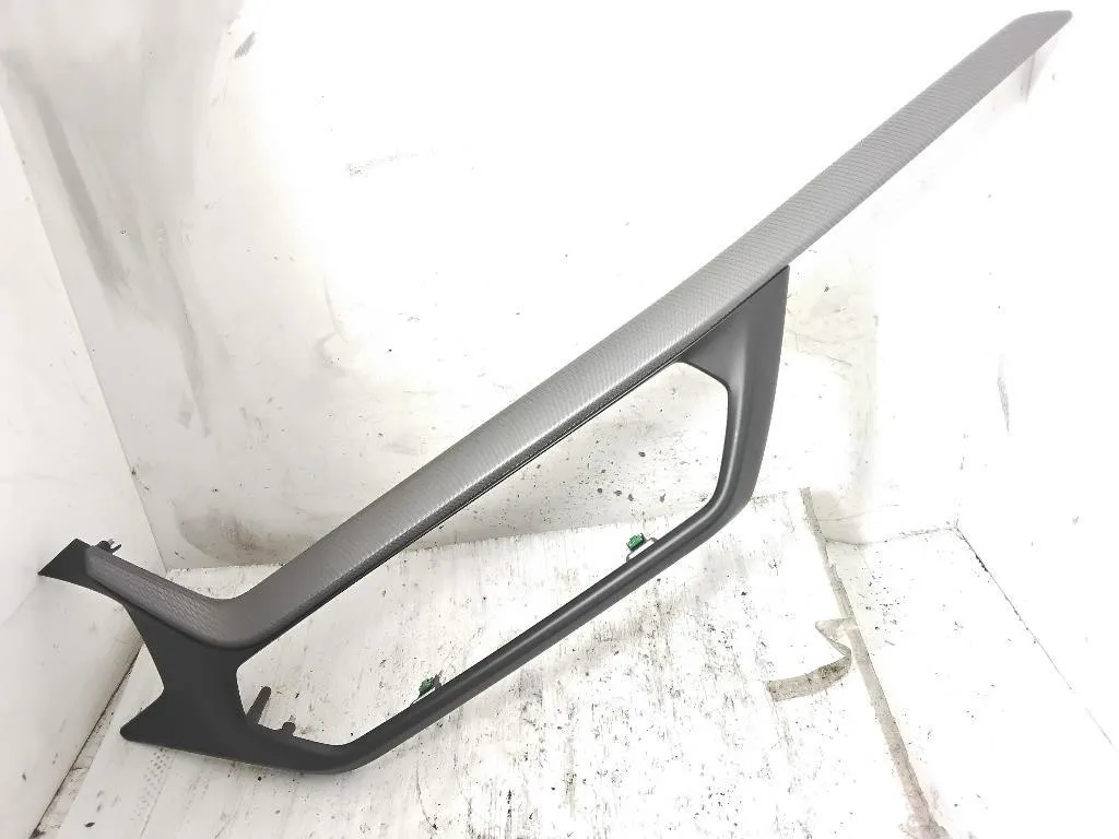 MODANATURA CENTRALE CRUSCOTTO con codice 51456823310 da BMW Serie 1 F40 (19>)