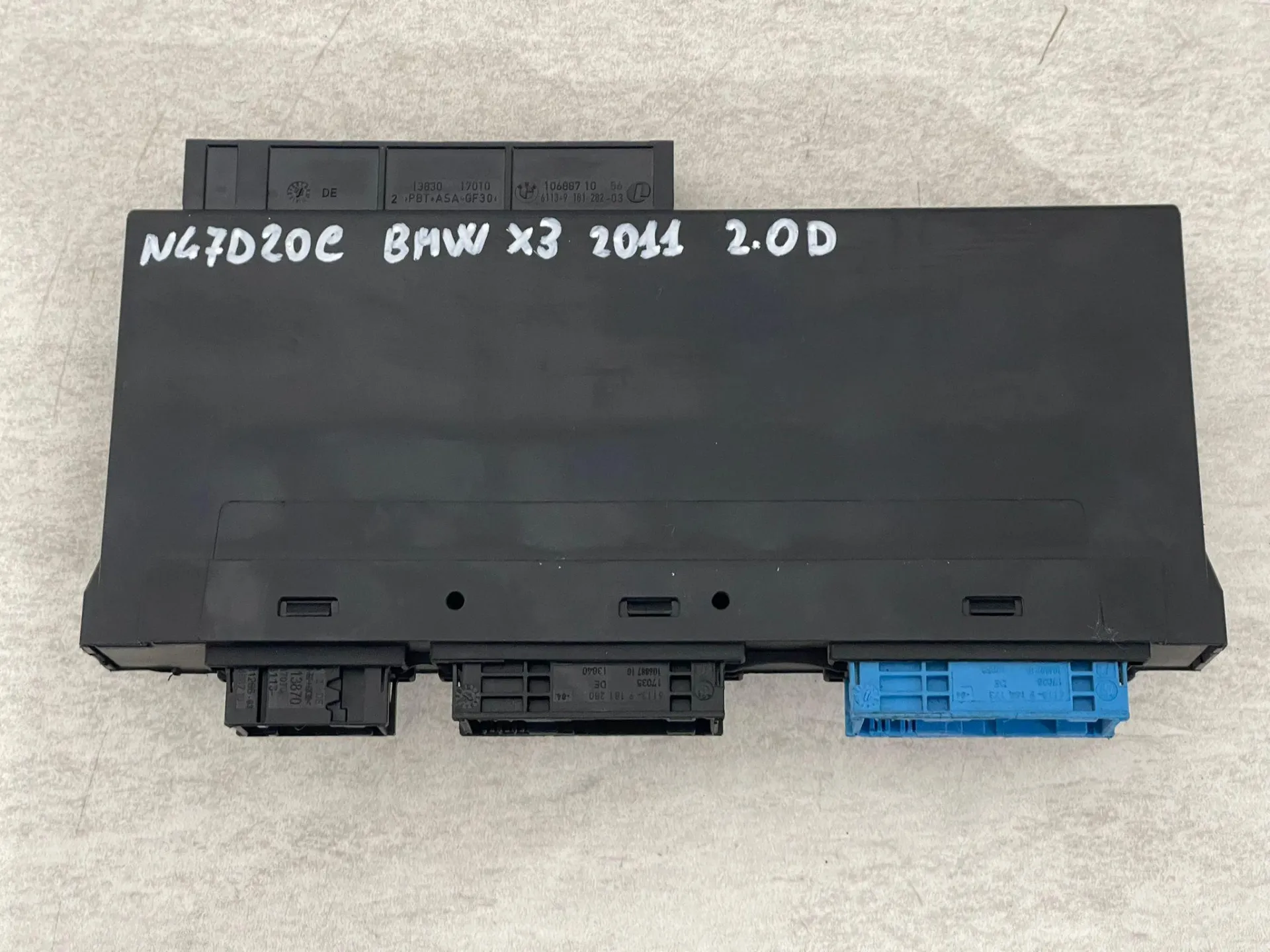 MODULO ELETTRONICO con codice 6135 9393676 01 da BMW X3 2° Serie con codice motore N47D20C Diesel 2000