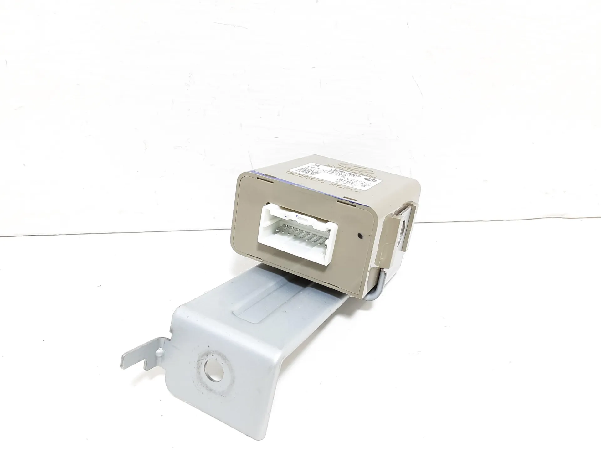 MODULO ELETTRONICO con codice 95210G6001 da KIA Picanto Serie con codice motore G3LA/G3LA, G3LD, G3LD Benzina 1000 (17>)