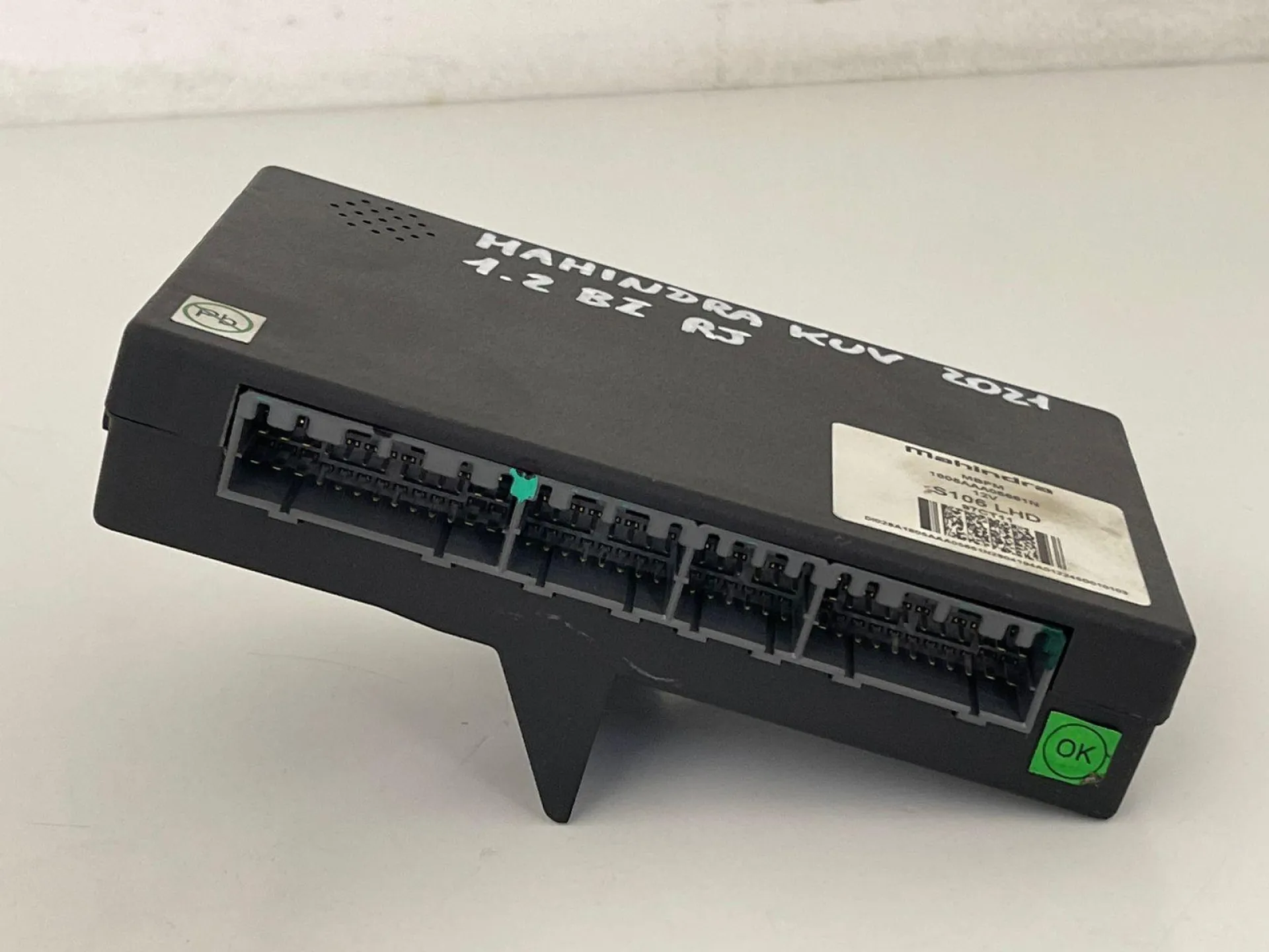 MODULO ELETTRONICO con codice 1805AAA05661N da MAHINDRA KUV Serie 100 con codice motore RJ/RJ Benzina 1200 (16>)