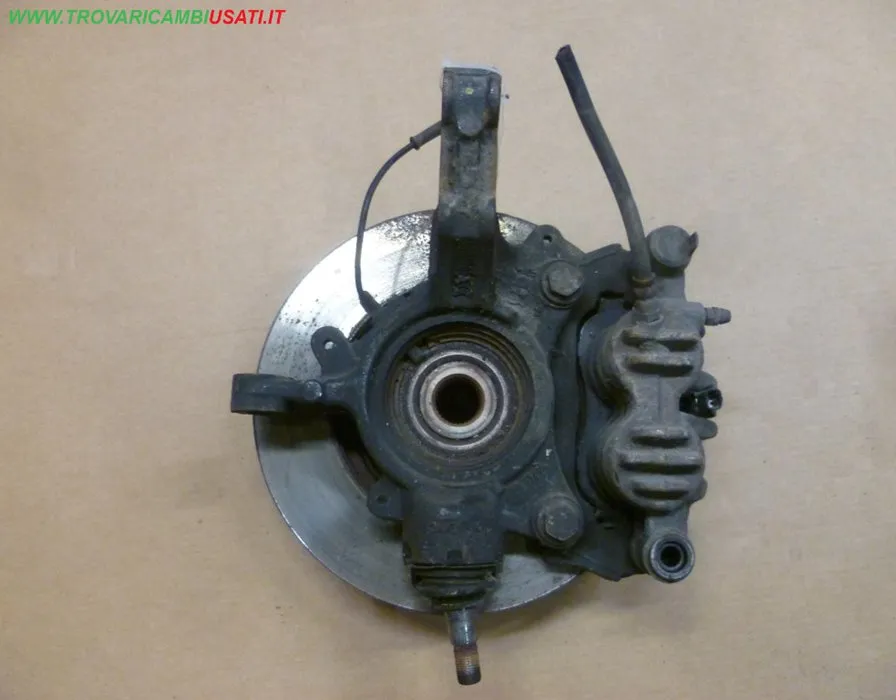 MONTANTE SOSP. ANT. S. NV400 NISSAN NV400 (X62)