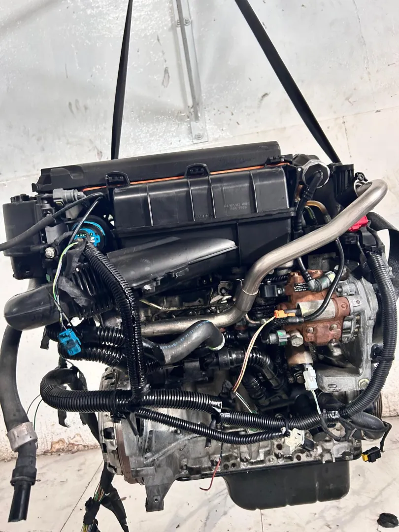 MOTORE COMPLETO con codice con codice motore 8HX da CITROEN C3 2° Serie Diesel 1400 (05>10)