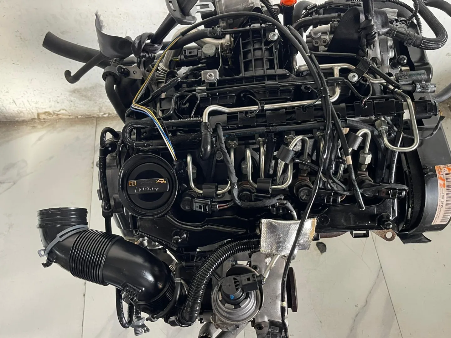 MOTORE COMPLETO VOLKSWAGEN Golf 6 Berlina con codice motore CAY Diesel 1600