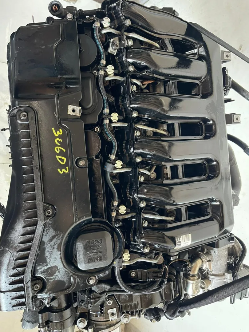 MOTORE COMPLETO BMW Serie 5 E60 con codice motore 306d3 Diesel 3000