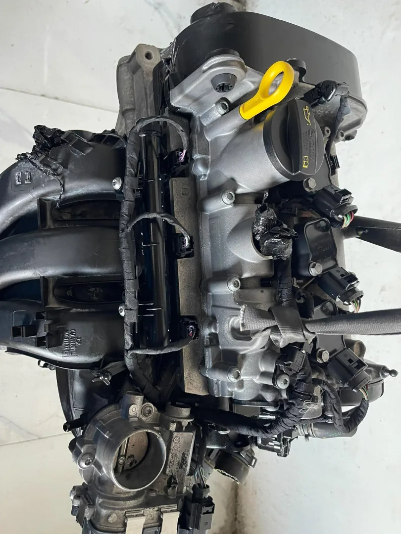 MOTORE COMPLETO VOLKSWAGEN Up Serie (122) con codice motore CHY Benzina 1000