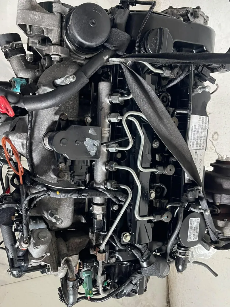 MOTORE COMPLETO SSANGYONG Korando 2° Serie con codice motore 671950 Diesel 2000