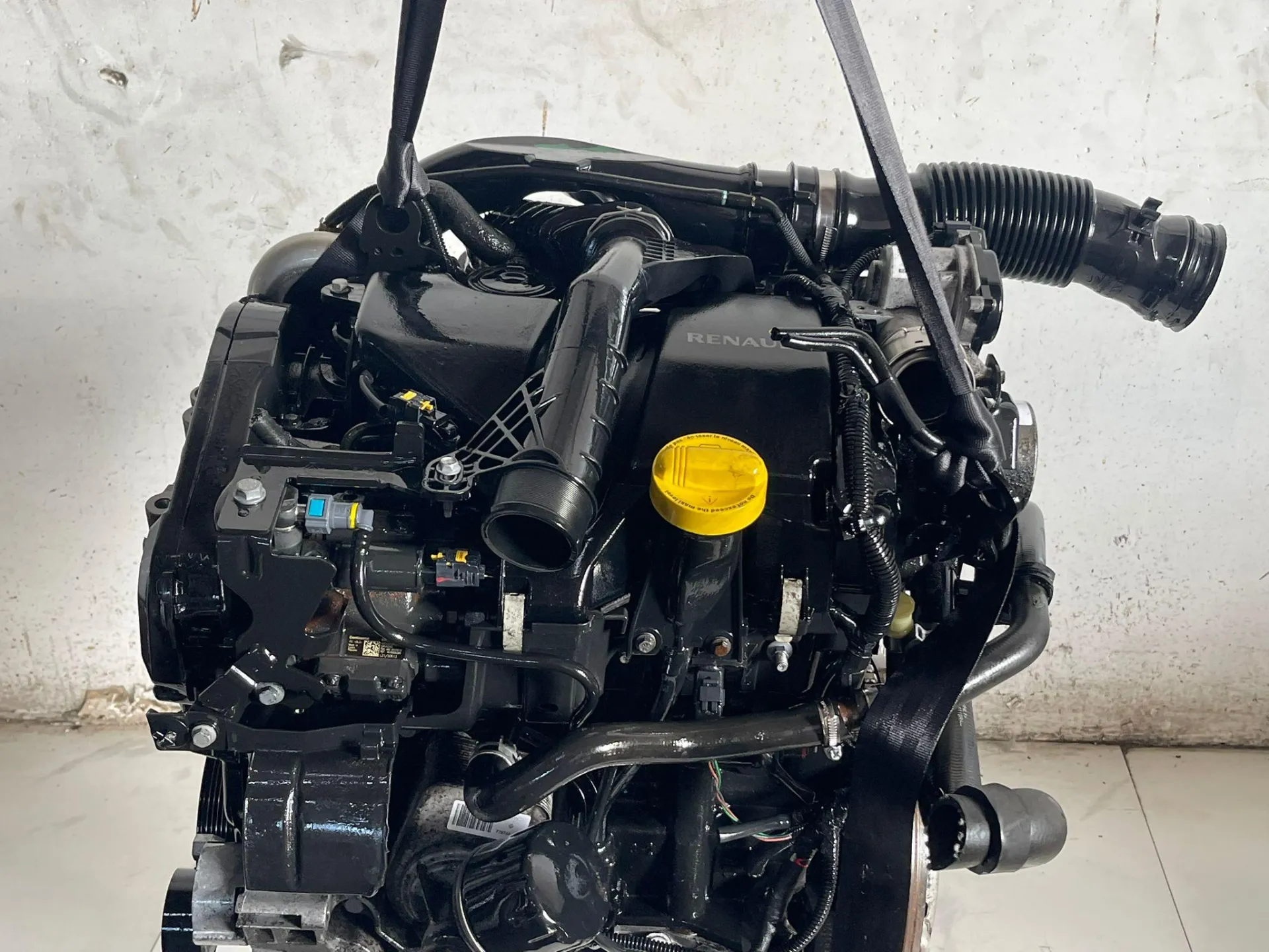 MOTORE COMPLETO con codice con codice motore K9K R8 da RENAULT Megane III Diesel 1500 (08>16)