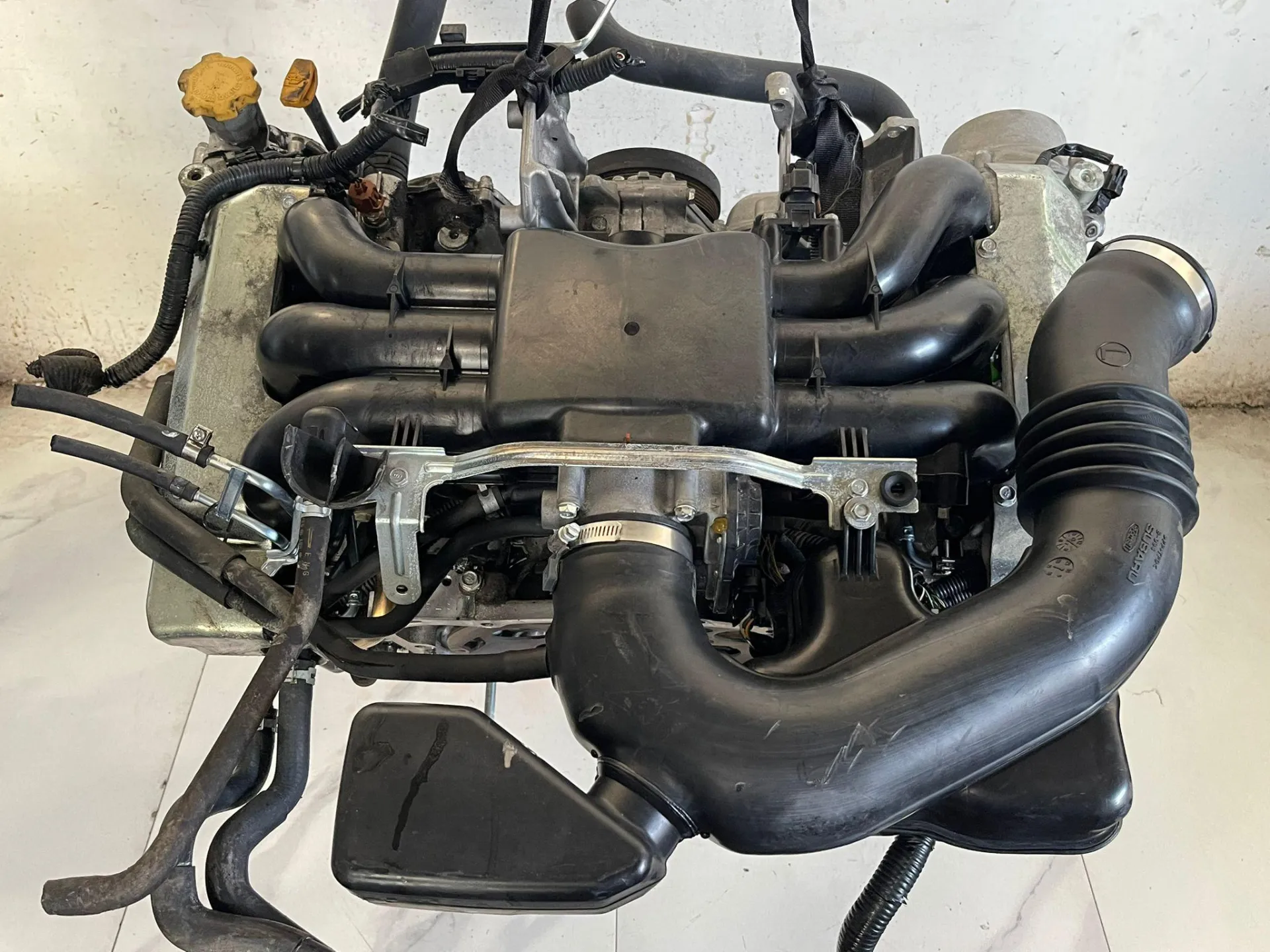 MOTORE COMPLETO con codice con codice motore EZ36 da SUBARU Outback Serie Benzina 3600 (09>15)