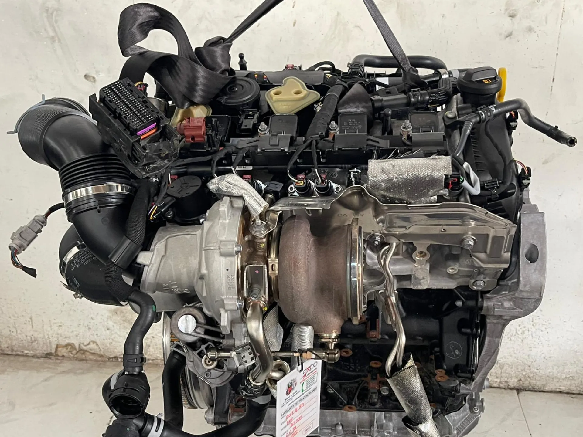 MOTORE COMPLETO con codice con codice motore DNP da VOLKSWAGEN Golf Serie VIII Benzina 2000 (19>)