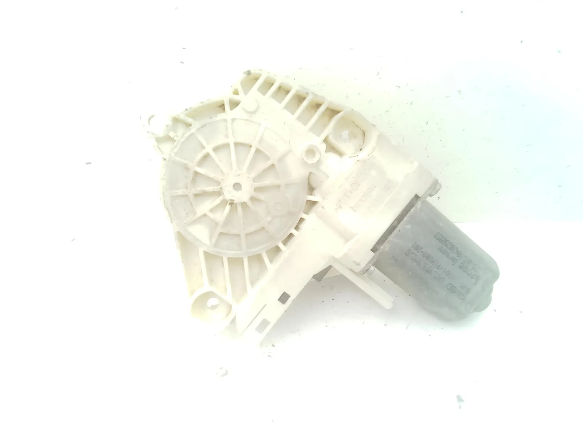 MOTORINO ALZAVETRO ANTERIORE DESTRA con codice 8k0959802b da VOLKSWAGEN Sharan 4° Serie (10>)
