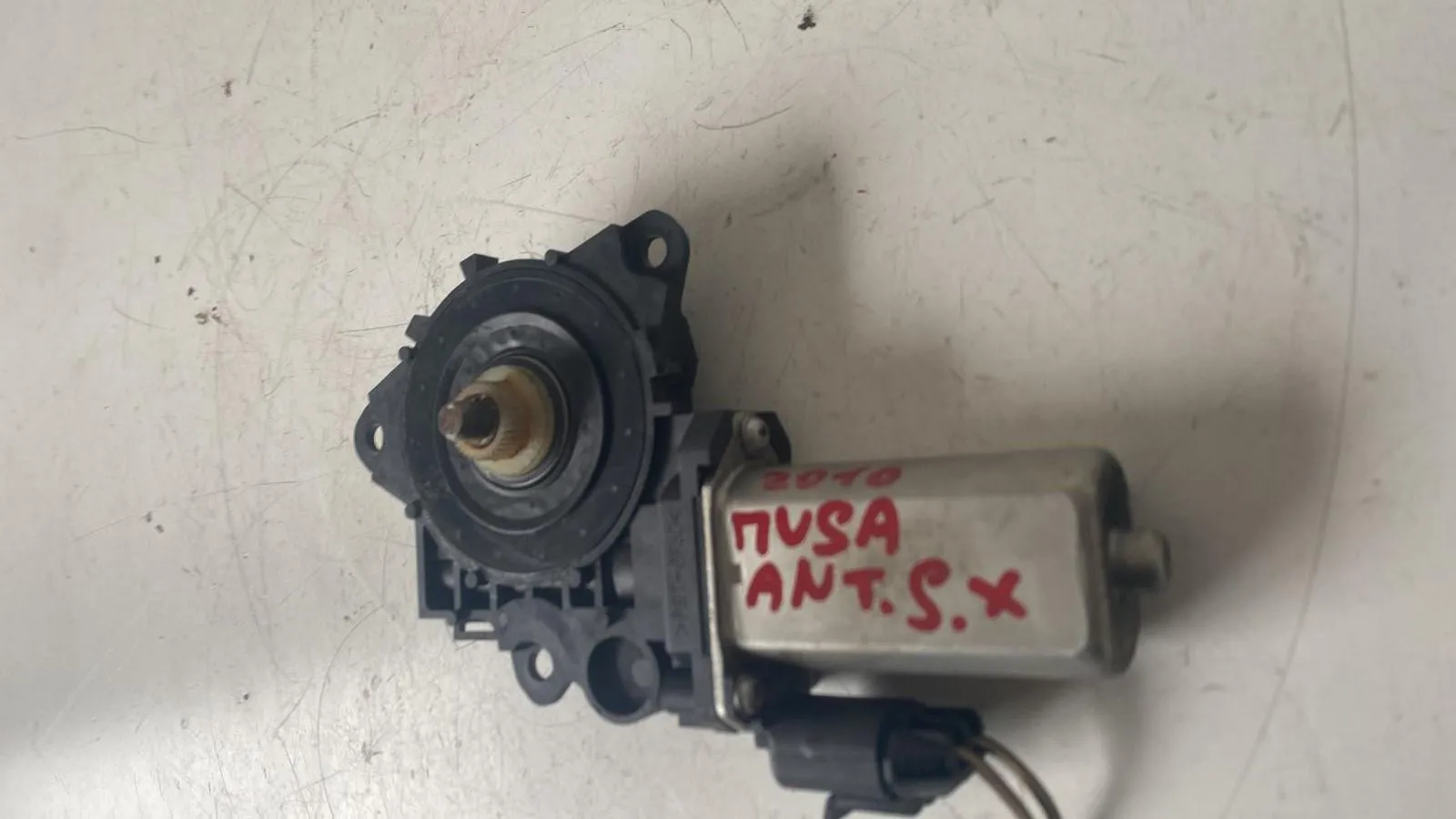 MOTORINO ALZAVETRO ANTERIORE SINISTRO con codice 50046603 da LANCIA Musa 2° Serie (07>)