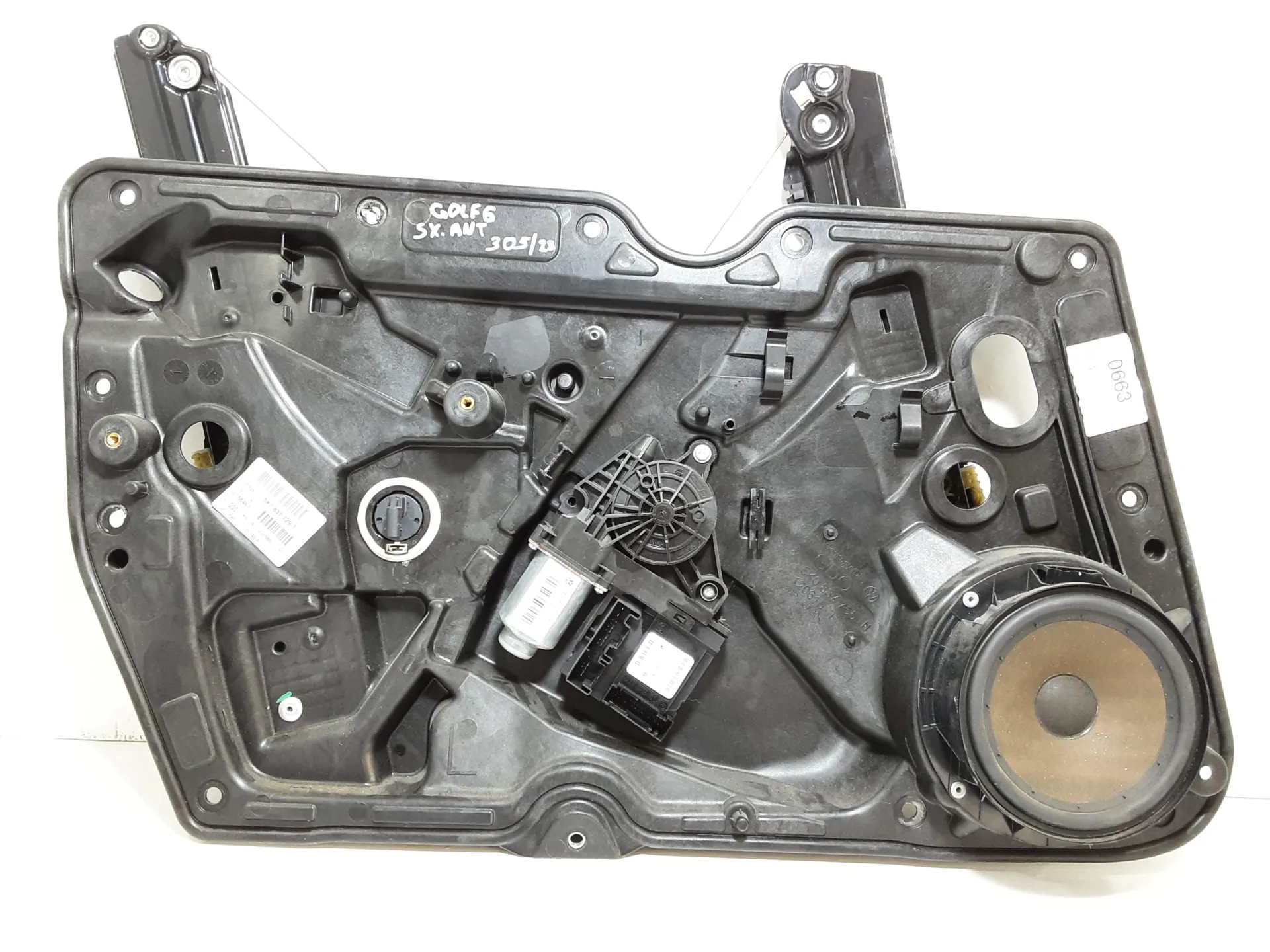 MOTORINO ALZAVETRO ANTERIORE SINISTRO con codice 5K0959701B da VOLKSWAGEN Golf 6 Berlina (08>12)