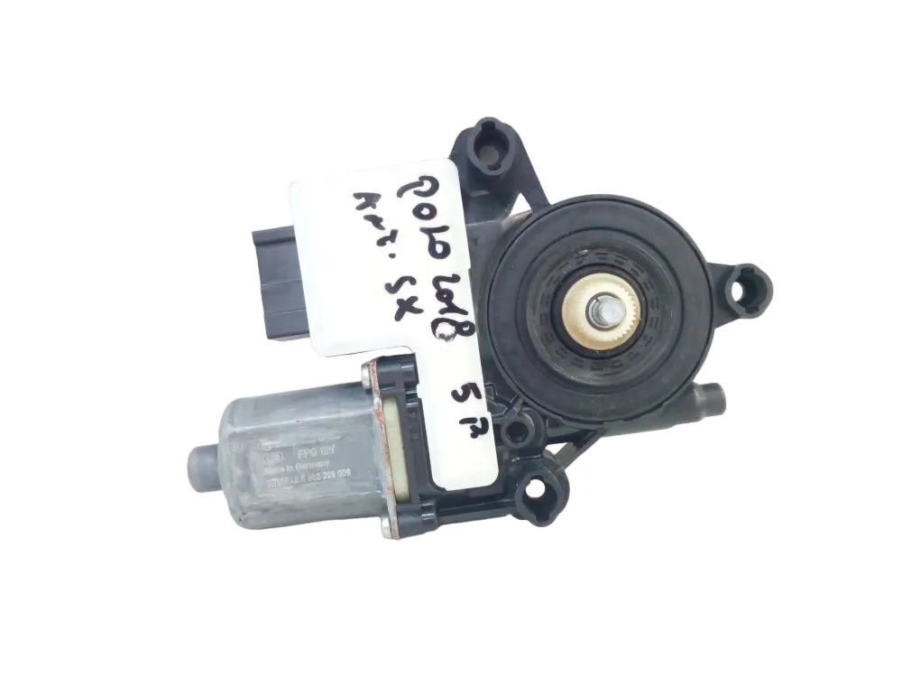 MOTORINO ALZAVETRO ANTERIORE SINISTRO con codice 0130822064 da VOLKSWAGEN Polo 6° Serie (17>)