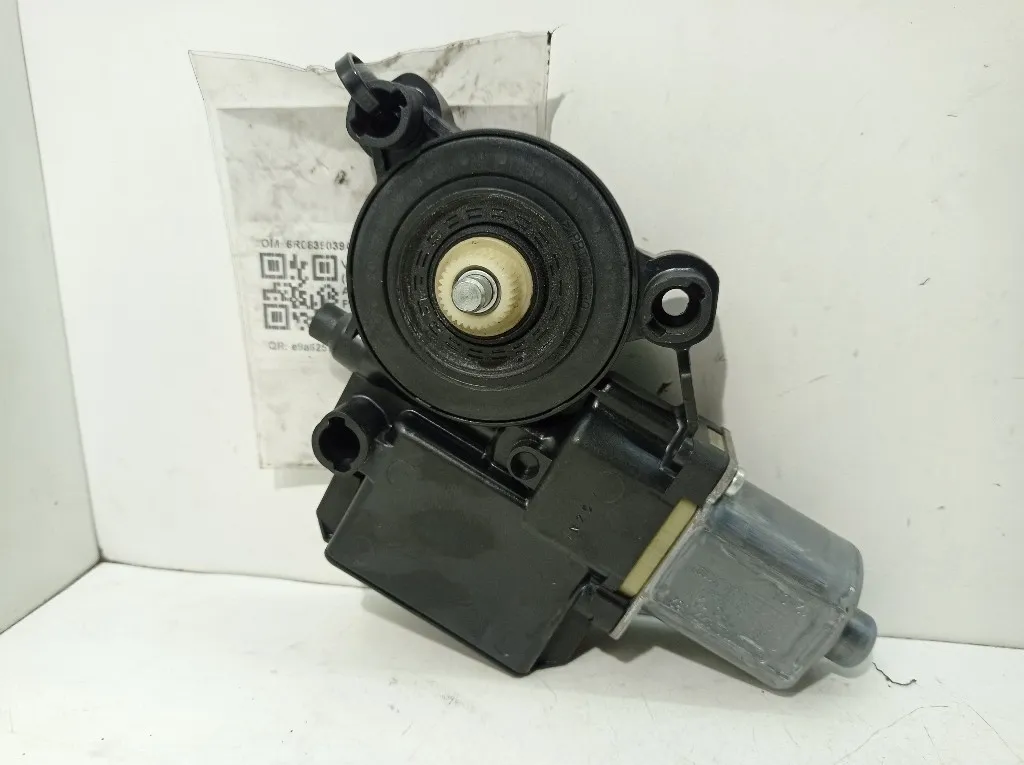 MOTORINO ALZAVETRO POSTERIORE SINISTRO VOLKSWAGEN Polo 5° Serie 6R0839039A CFWA (09>17)