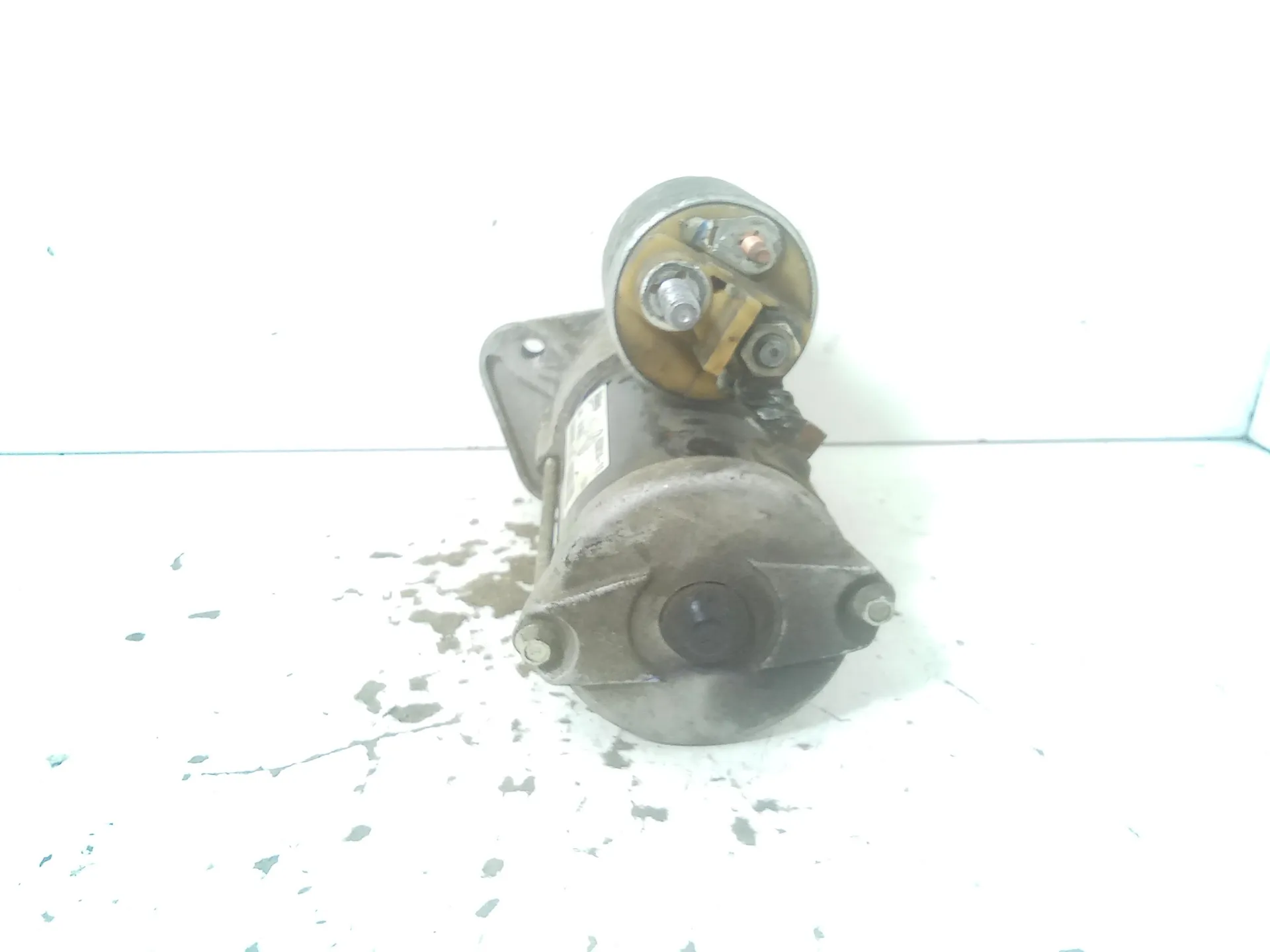MOTORINO D' AVVIAMENTO con codice 233007689r da DACIA Duster 1° Serie K9kr8 Diesel 1500 (10>)