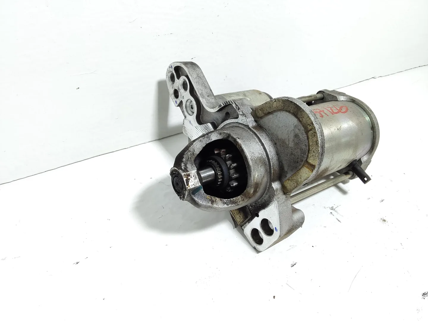 MOTORINO D' AVVIAMENTO con codice 233008820R da DACIA Sandero Stepway Serie H4D4F4 Bifuel/Gas 1000 (21>)
