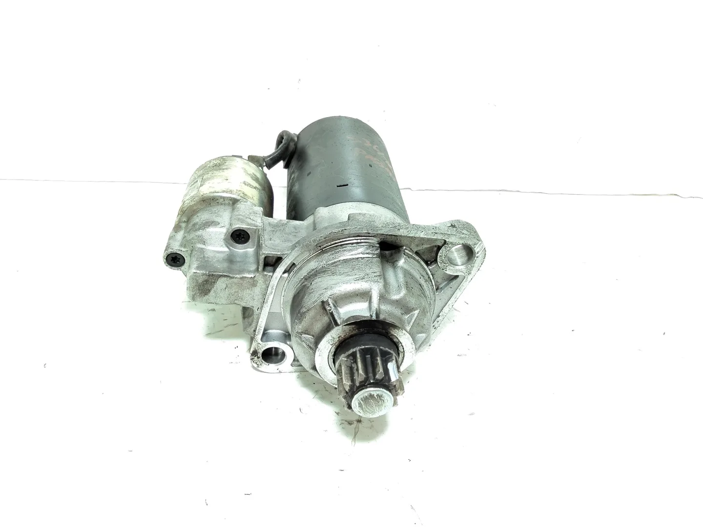 MOTORINO D' AVVIAMENTO con codice 02M911023P da VOLKSWAGEN Passat Berlina 4° Serie con codice motore BKP Diesel 2000 (05>10)