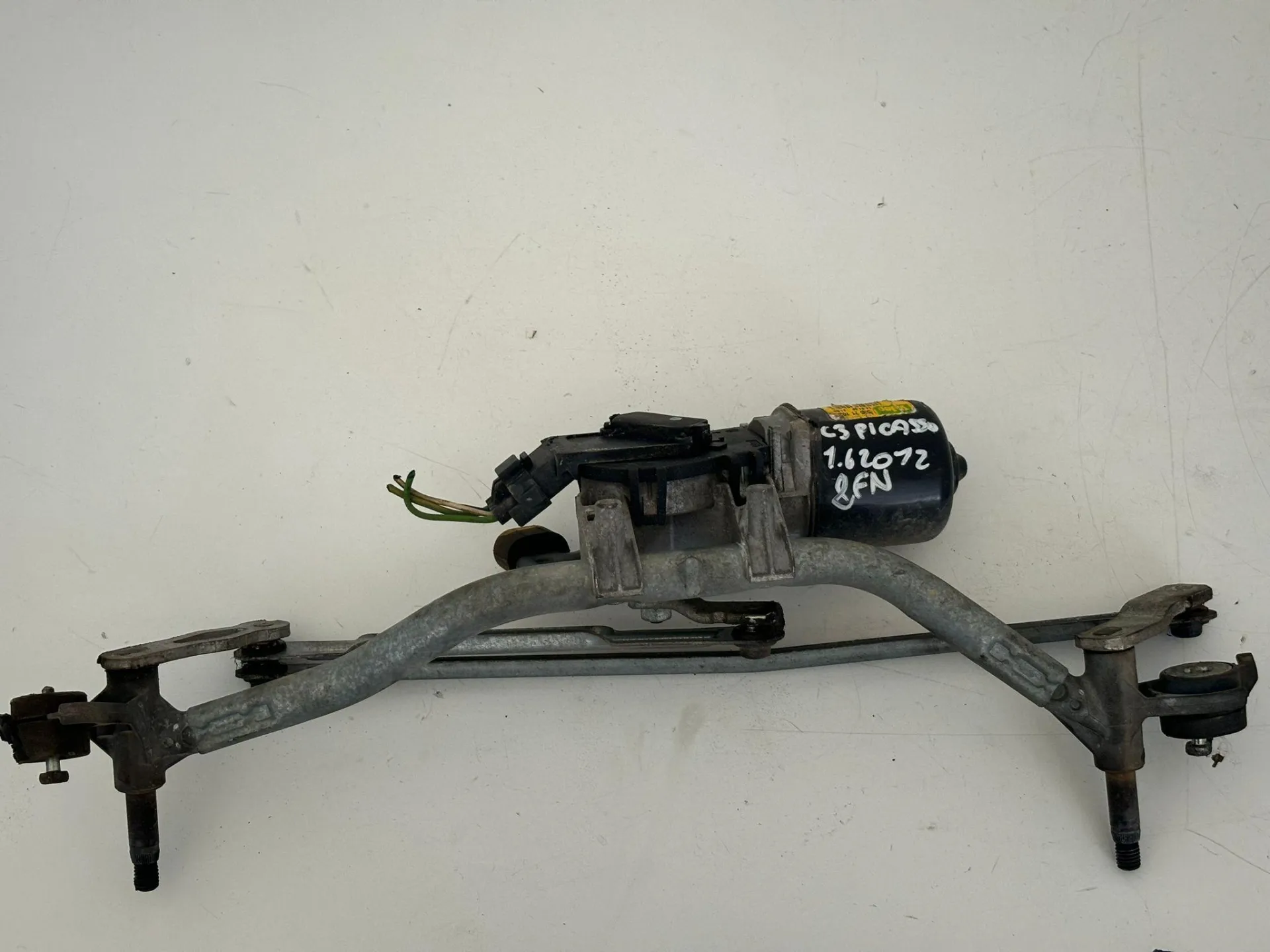 MOTORINO TERGI ANT COMPLETO DI TANDEM con codice 53571102 da CITROEN C3 Picasso (08>)