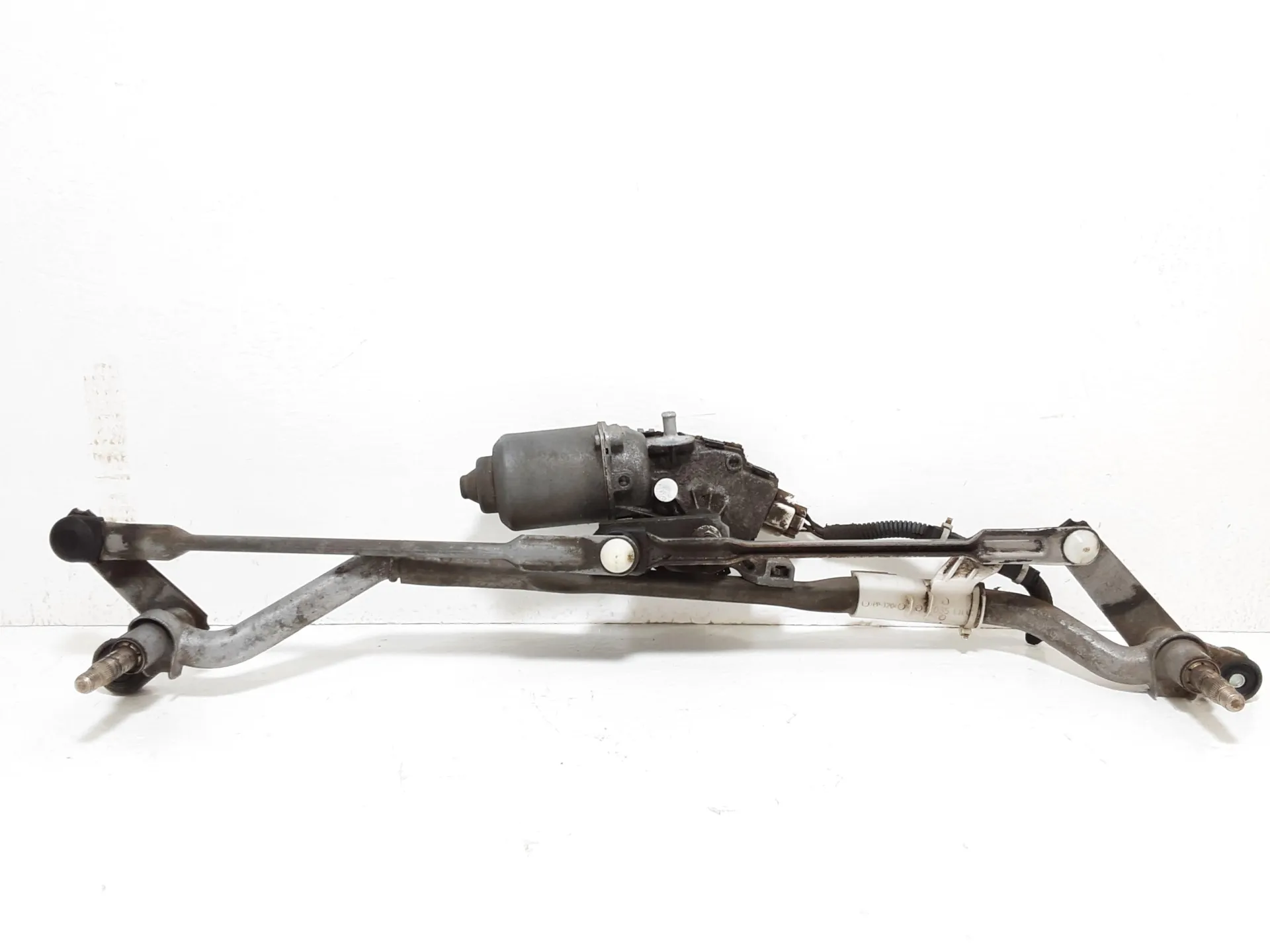 MOTORINO TERGI ANT COMPLETO DI TANDEM con codice 8511074020 da TOYOTA IQ 1° Serie (09>)