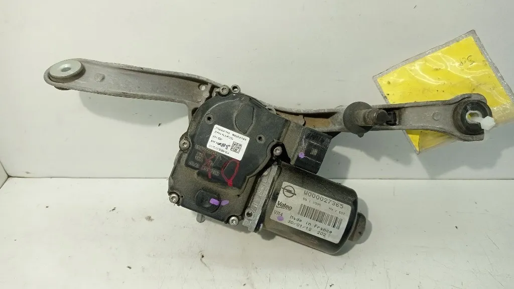 MOTORINO TERGICRISTALLO ANTERIORE DESTRO OPEL Zafira Tourer (2010-) 13262437 A20DT (10>)