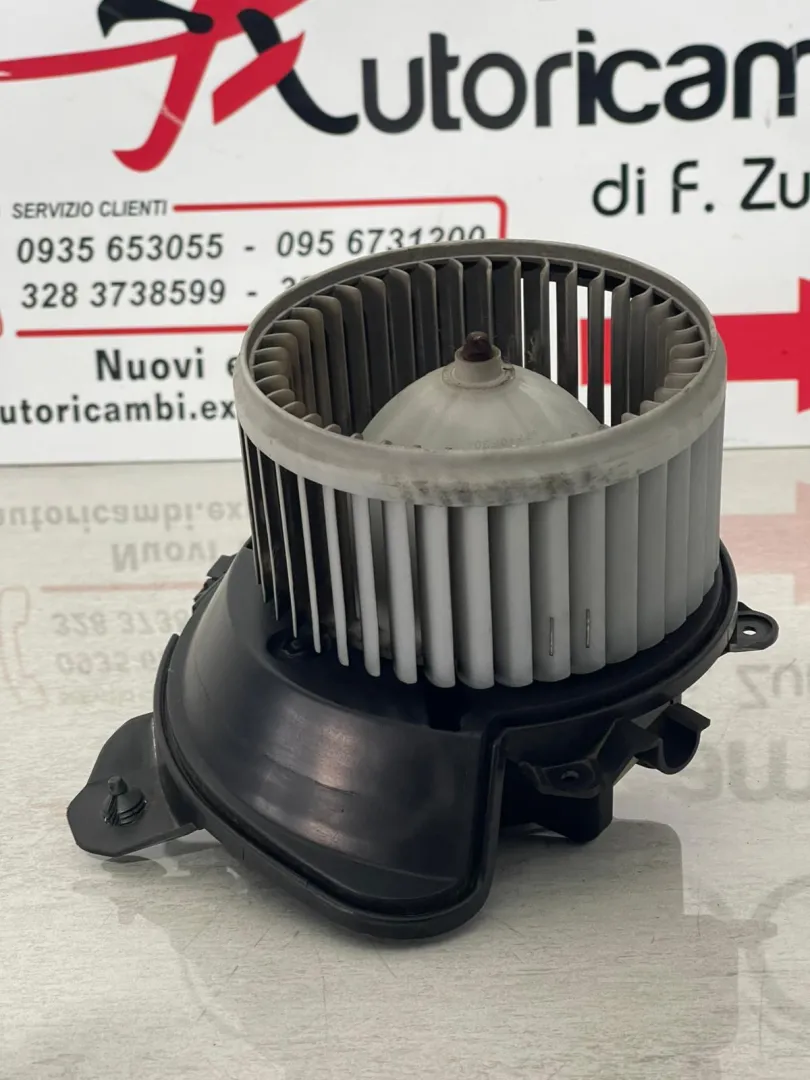 MOTORINO VENTILAZIONE ABITACOLO ALFA ROMEO Mito Serie (955_) 77365062 con codice motore 955A3000 Diesel 1600 (08>)