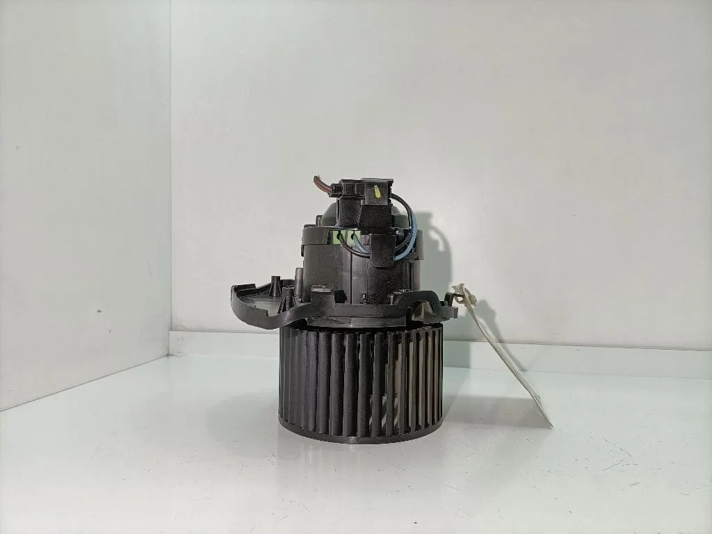 MOTORINO VENTILAZIONE ABITACOLO DACIA Sandero Serie NT2763632712 H4D480 bifuel/gas 999 (21>)