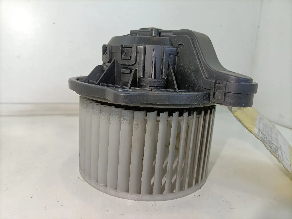 MOTORINO VENTILAZIONE ABITACOLO HYUNDAI i20 Serie F00S3B2542 D3FA diesel 1120 (12>18)