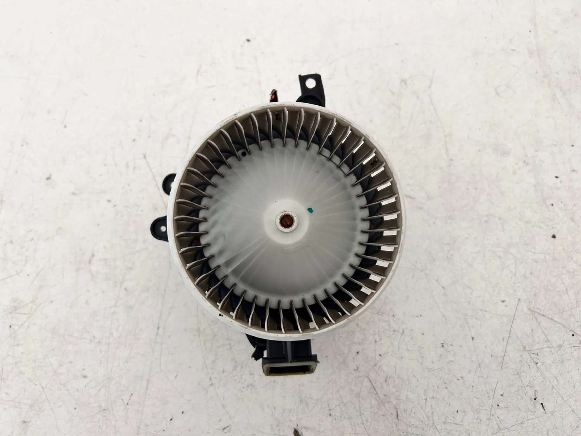 MOTORINO VENTILAZIONE ABITACOLO con codice EJV00000 da JEEP Renegade Serie Benzina 1000 (18>)