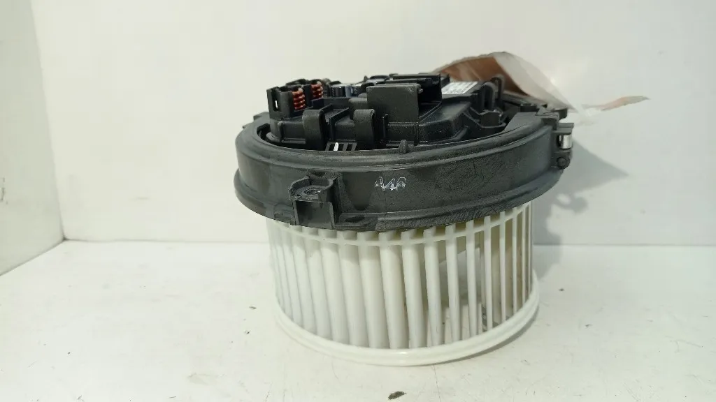 MOTORINO VENTILAZIONE ABITACOLO OPEL Astra K Sports Tourer 13497776 B16DTE diesel 1598 (15>22)